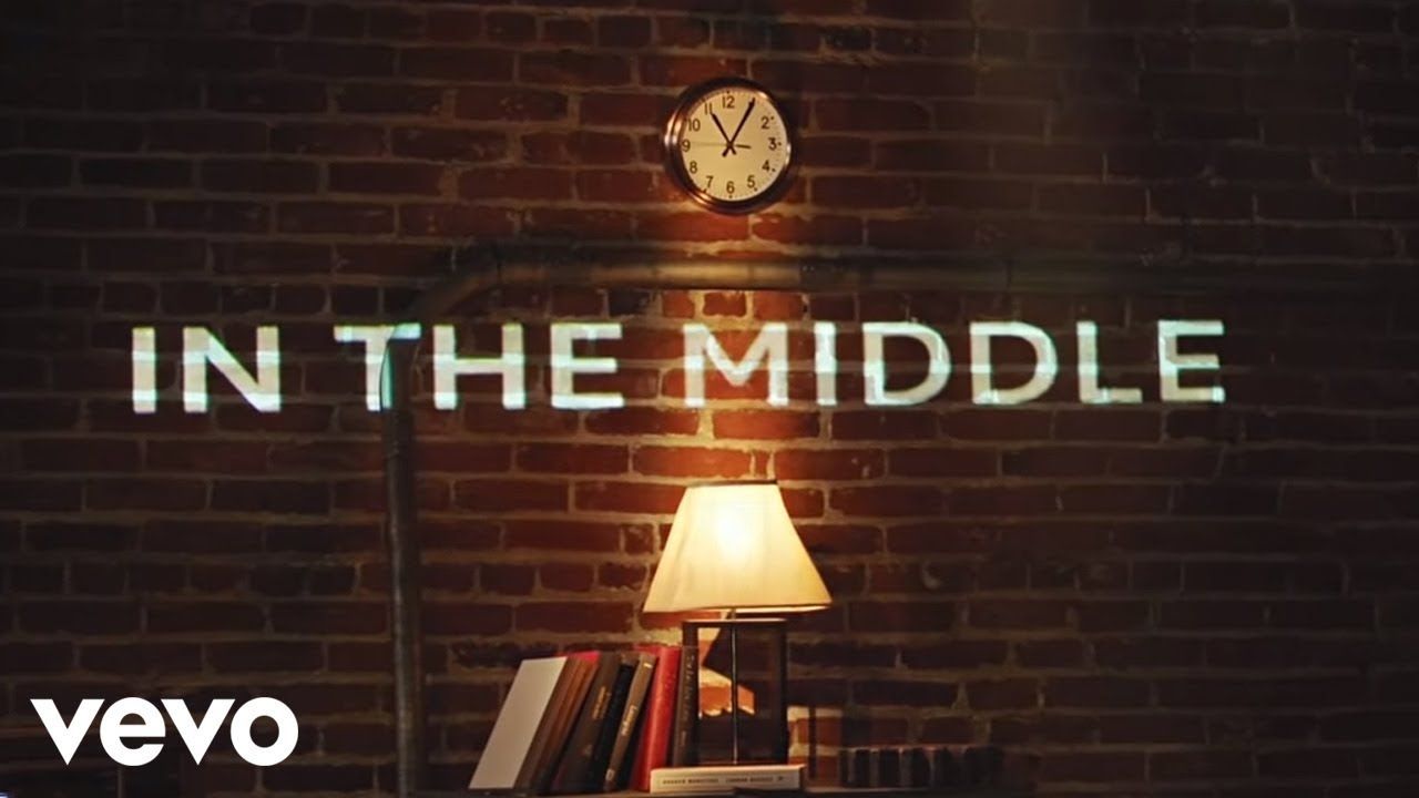 Zedd, Maren Morris, Grey – The Middle (Lyric Video)